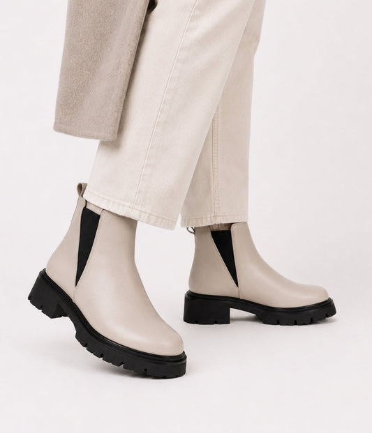 variant:: blanc casse -- maelle shoe blanc casse