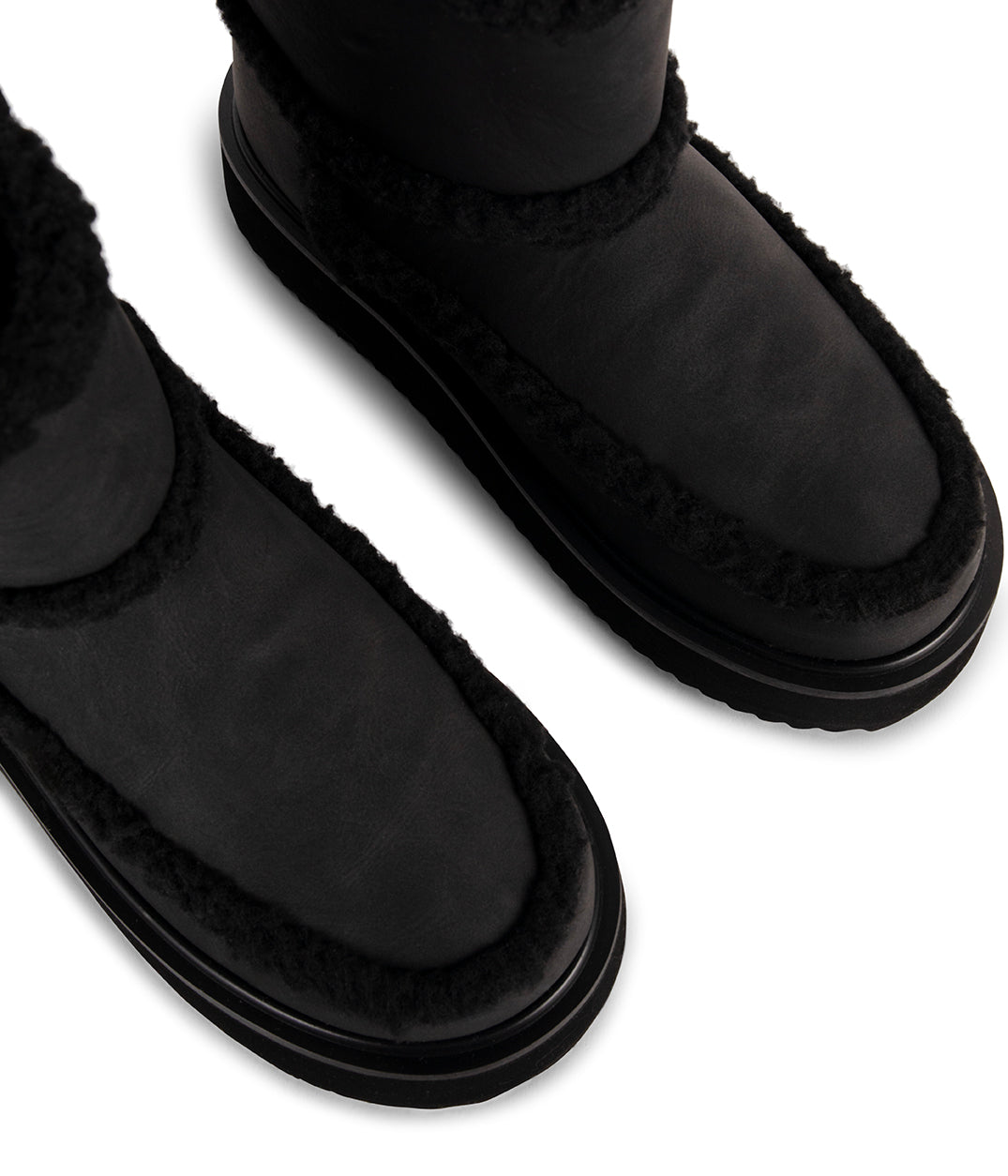 variant:: noir -- ummi shoe noir