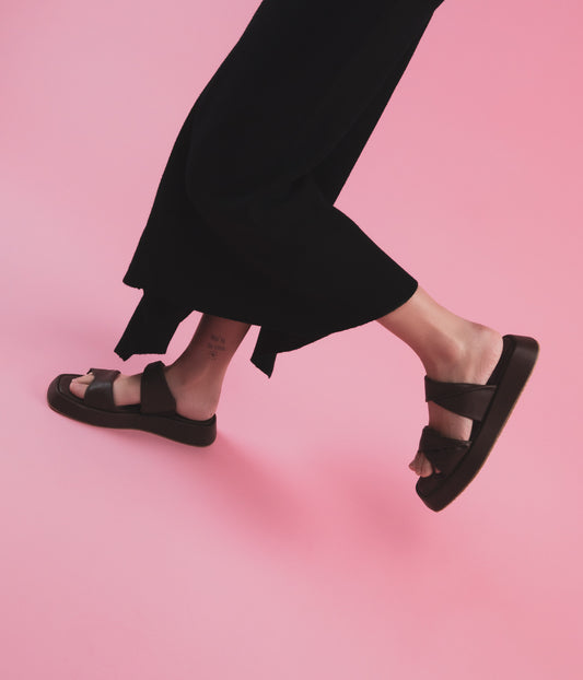 variant:: noir -- aiko shoe noir