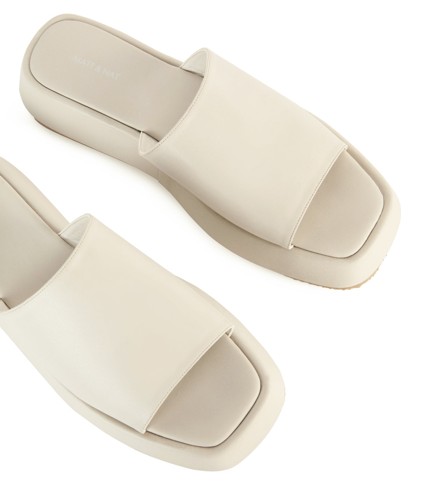 variant:: blanc casse -- paula shoe blanc casse