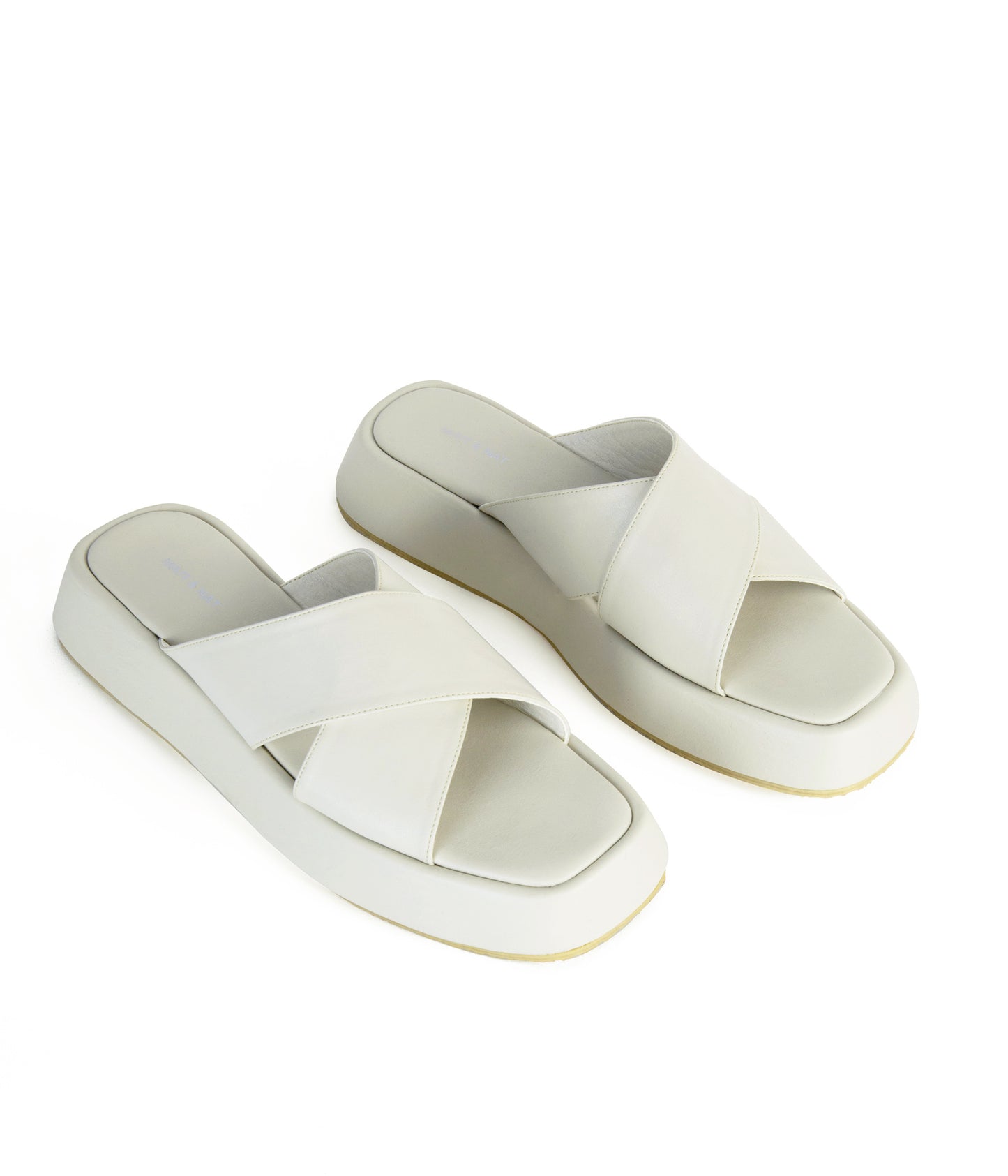 variant:: blanc casse -- voller shoe blanc casse