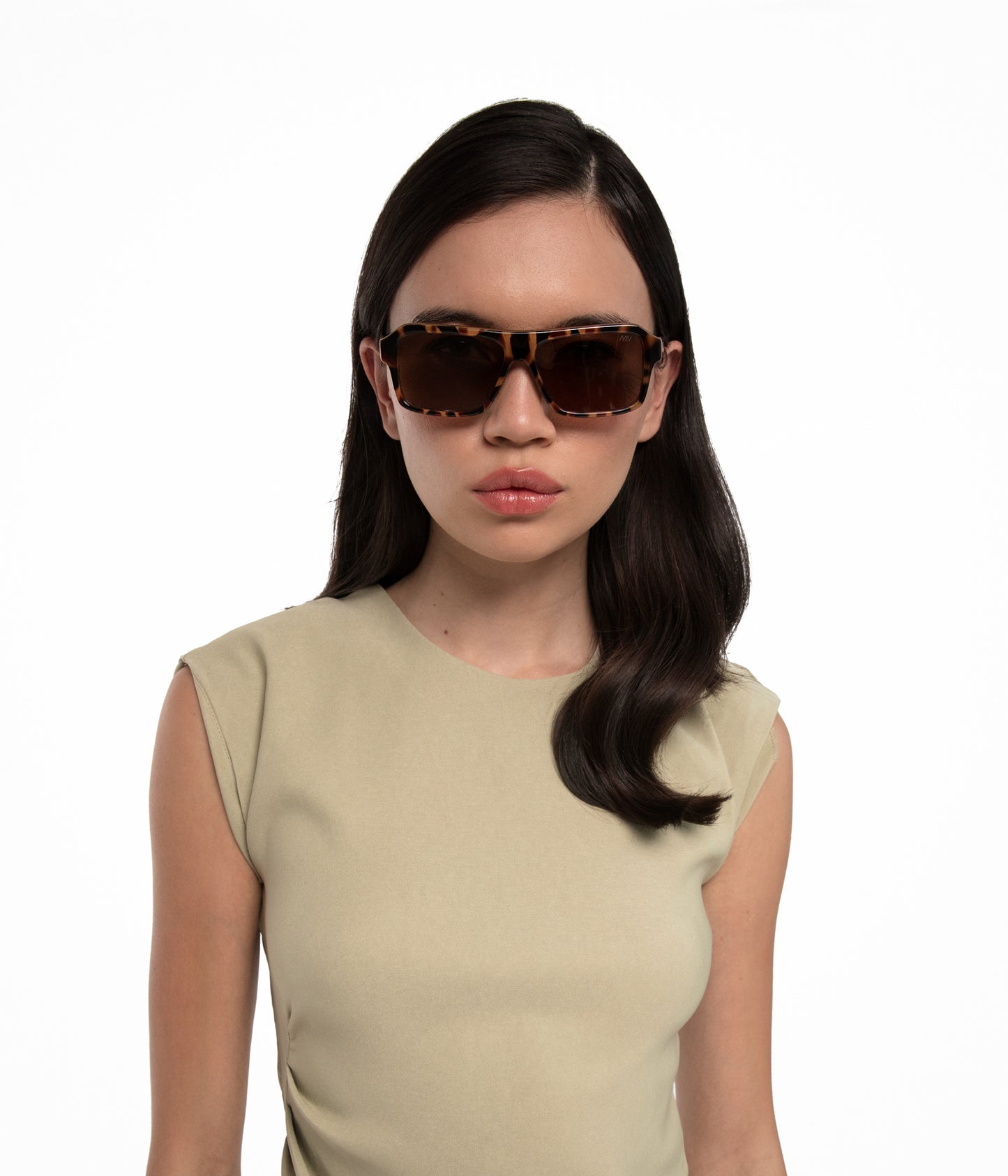 variant:: vfumee -- rylee sunglasses vfumee