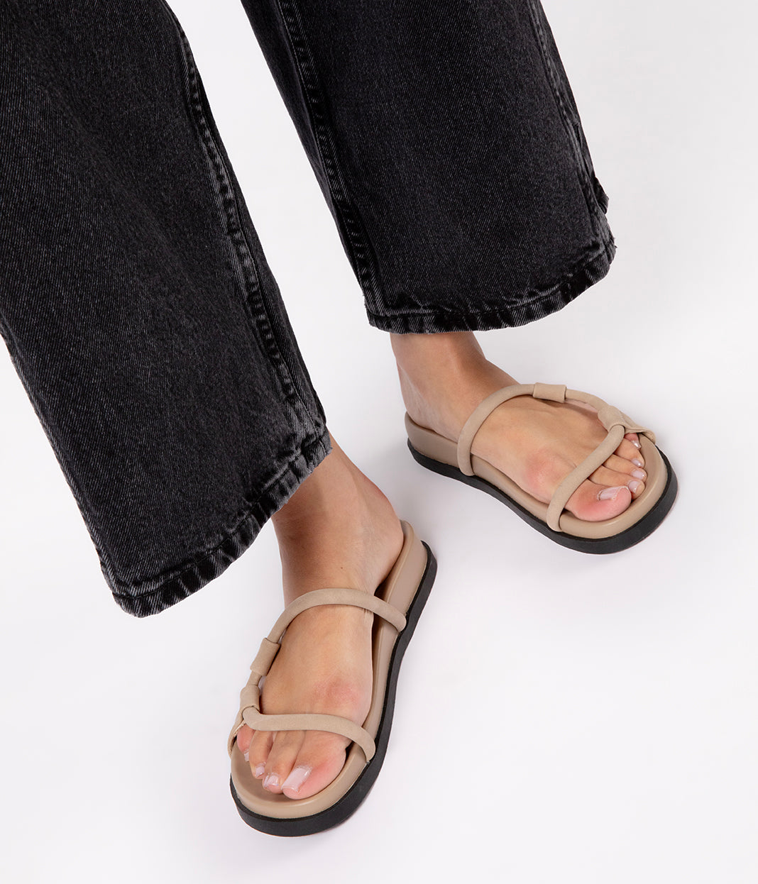 variant:: Sable -- hamy shoe sable