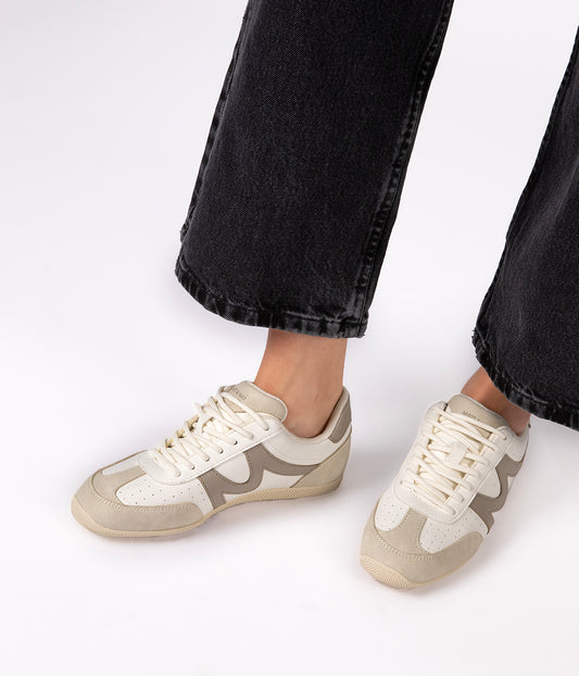 variant:: blanc -- sakura shoe blanc