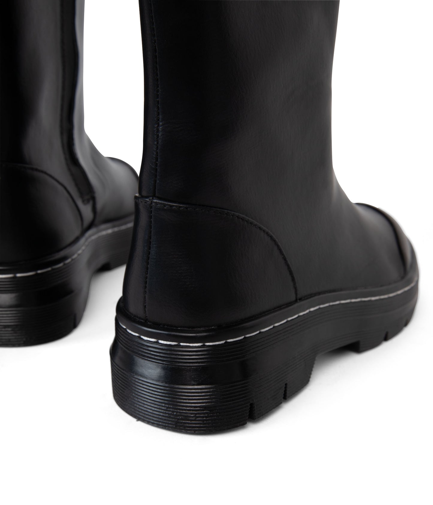 variant:: noir -- sumi shoe noir