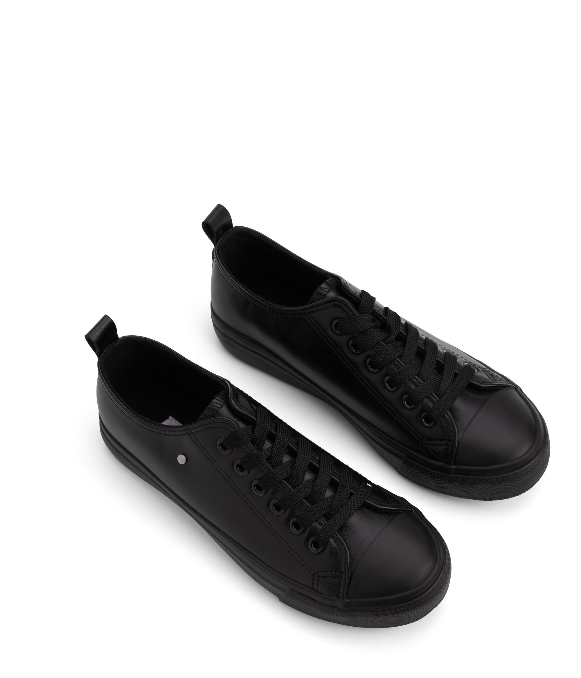 variant::noir -- hazel shoe noir